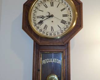 VINTAGE REGULATOR CLOCK