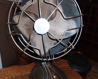 VINTAGE FAN