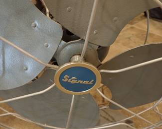 SIGNAL VINTAGE FAN
