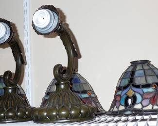 STAINED GLASS LAMPS