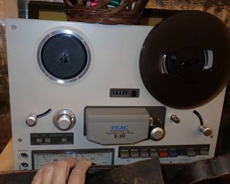 VINTAGE REEL TO REEL