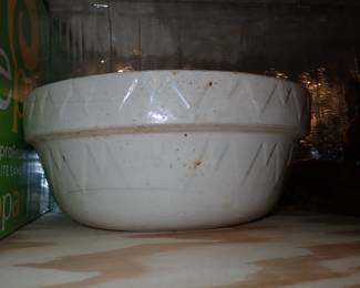 VINTAGE MIXING BOWL