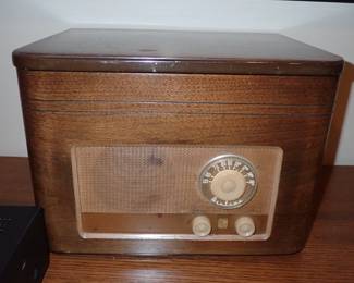 TABLE RADIO