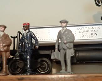 TRAIN ACCESSORIES & CARS