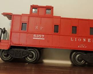 TRAIN ACCESSORIES & CARS