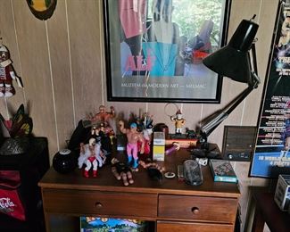 WRESTLING FIGURES SMALL DESK