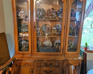 BREAKFRONT BIRD COLLECTOR PLATES MISC.DISHES