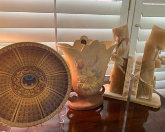 Hill pottery, marble bookends and Lenox Library of. Congress plate