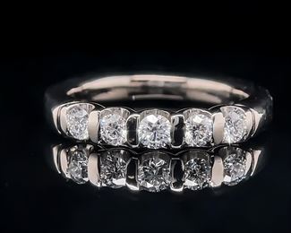 Diamond Ring in Platinum