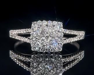 Diamond Split Shank Ring in 14k Gold