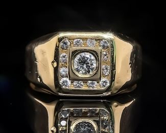 Diamond Ring in Heavy Gold