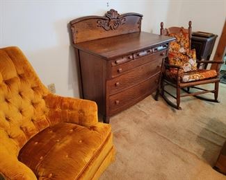 Oak sideboard,  vintage chairs