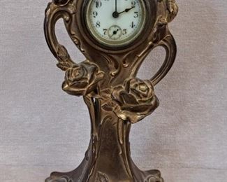 Antique clock 