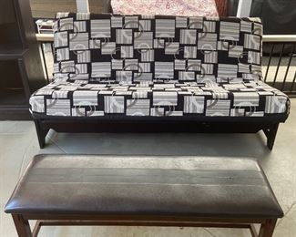 Futon bed with heavy duty washable cover