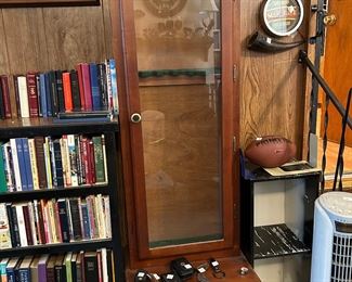 #32 Gun cabinet 20x17x71 $75.00