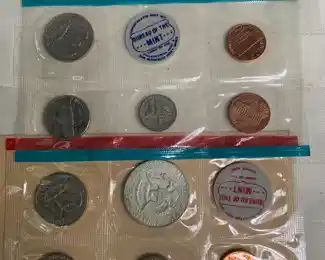 Uncirculated coins of the Denver and Philadelphia mints