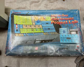 Electronic project kit