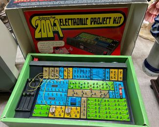 Electronic project kit