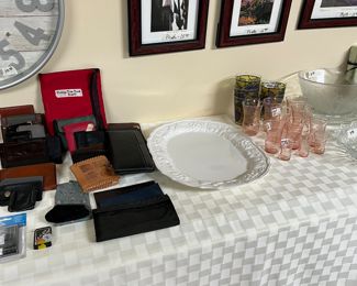 Wallets, luggage tags, dive bags