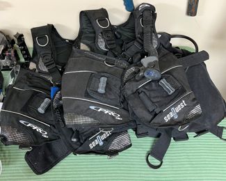 BCD (Buoyancy compensation device) - 3 of them
