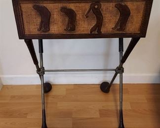 Maitland Smith Golf Stand