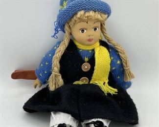 Vintage Fok Artesania Doll
