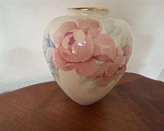 Lenox Chatsworth collection Vase