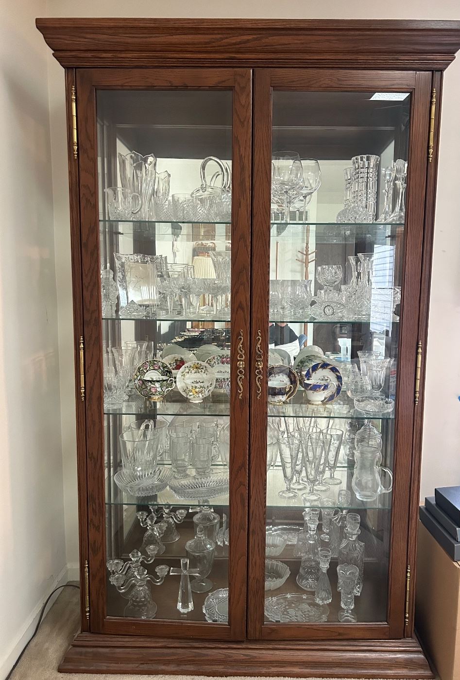 Lighted curio cabinet