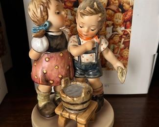 Hummel's figurines and plates 