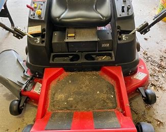 Snapper zero turn mower with Kawasaki 