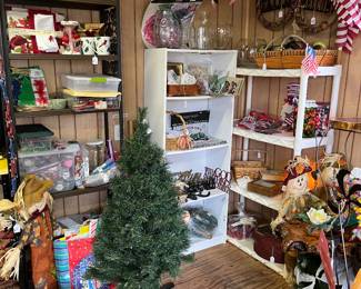 Crafts, other holidays and Christmas 