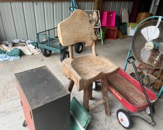 Primitives, vintage and other decor