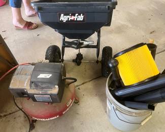 Air tank and spreader