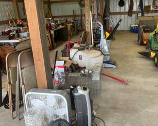 Fans, chairs and lots to see