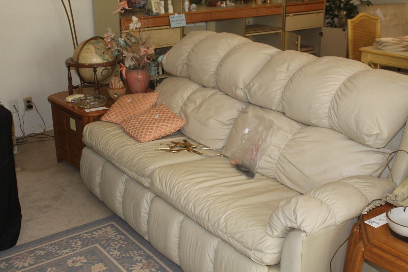 Estate Sale by Kim and Them in Midland, TX starts on 7/20/2023