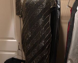 EVENING DRESS SIZE 4/6