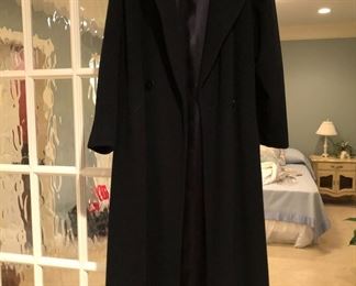 CASHMERE BLACK COAT
