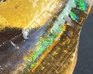 Boulder Opal, Queensland, Australia