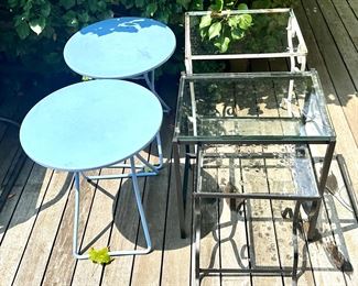 Side Tables & Nesting Tables