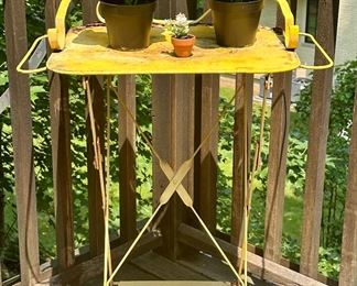 Vintage Side Table/Plant Stand