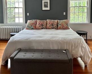 King Platform Bed & Storage Ottoman