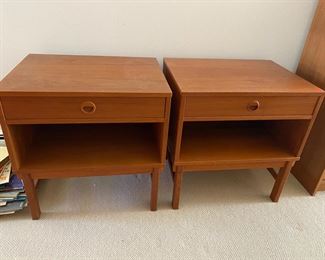 Dux nightstands 