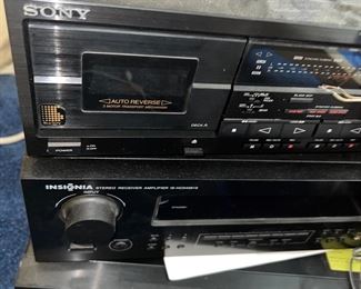 Better pix of electronics.. Sony, Insignia 