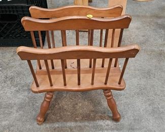 MAGAZINE / BOOK RACK /