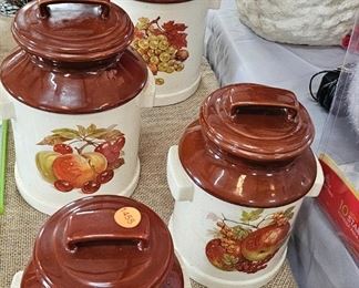 CERAMIC CANISTER SET