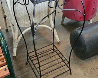 PLANT STAND