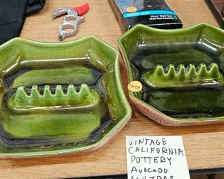 VINTAGE CALIFORNIA POTTERY / ASHTRAYS