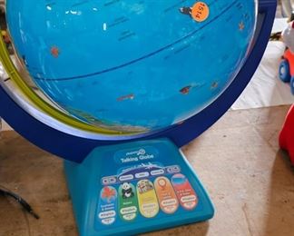 TALKING GLOBE