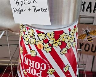 POPCORN POPPER AND BUCKET