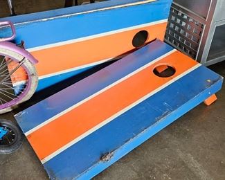 CORNHOLE BOARDS